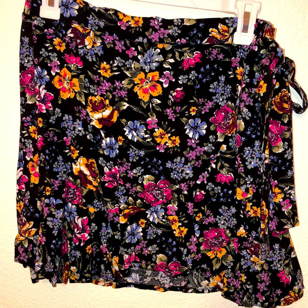 Ruffled Mini Skirt